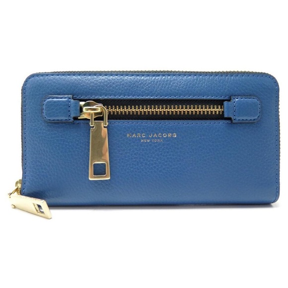 MARC JACOBS CONTINENTAL
WALLET IN BLUE GRAIN LEATHER - Picture 2 of 14